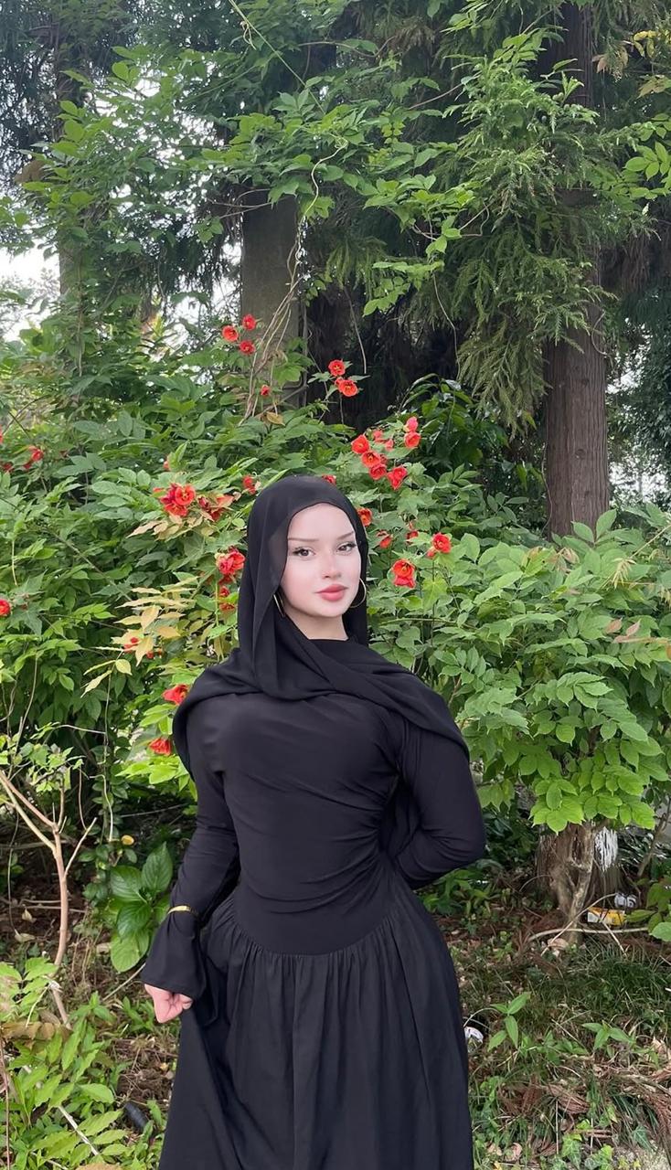 Pazar Aşkı Gerçekleştiren Kadın Bayan Escort Hülya