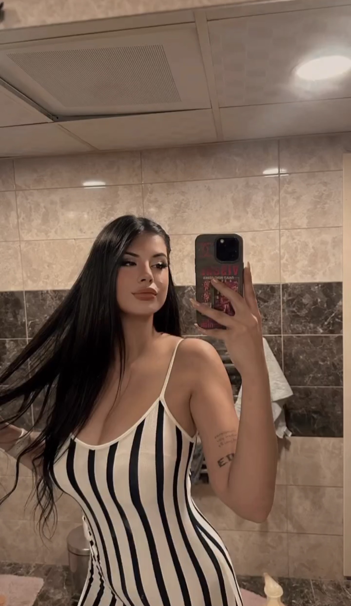 Kazımkarabekir Yalnız Büyüyen Kadın Escort Berkay