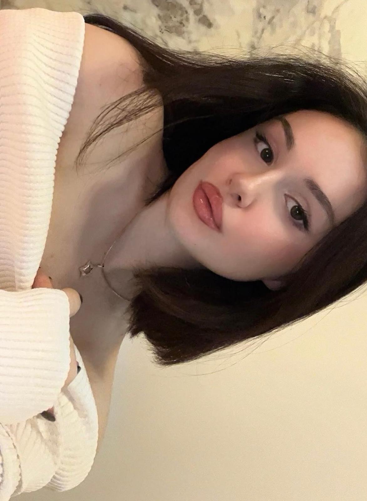 Ağızboğaz İlham Veren Partner Bayan Escort Dafne