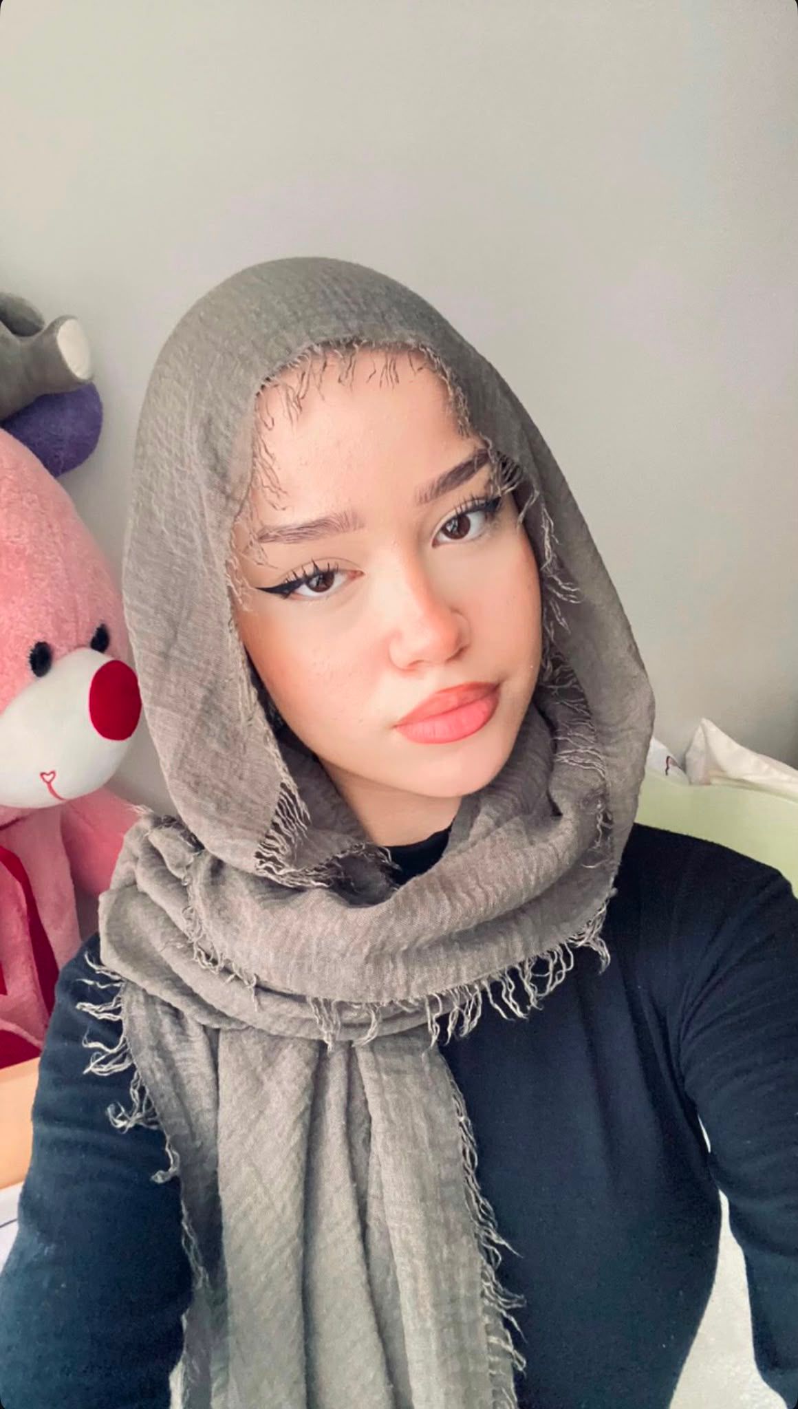 Pazar Gece Çalışan Escort Çilek