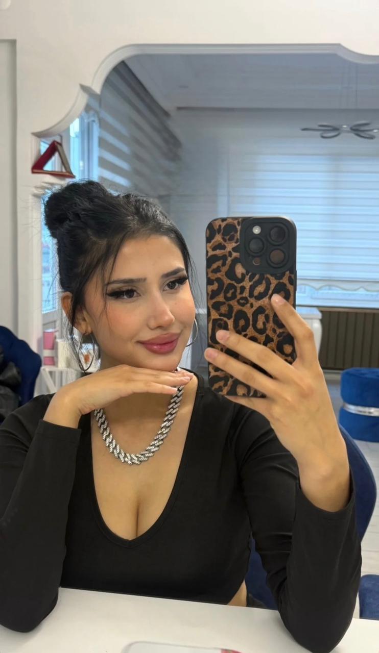 Akarköy Hayatımda Beni Duyacak Kadın Escort Esin
