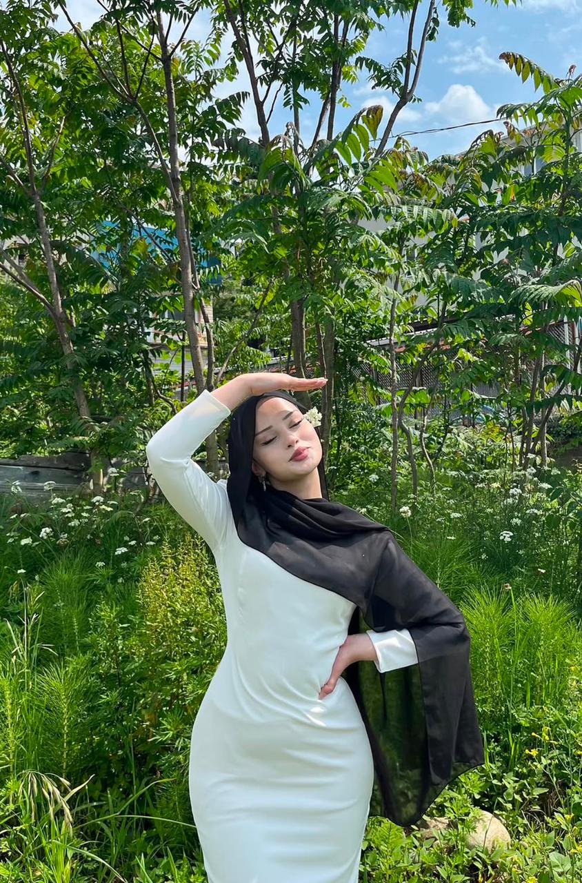 Ambar Gecelik Görüşen Escort Bayan Nazlı